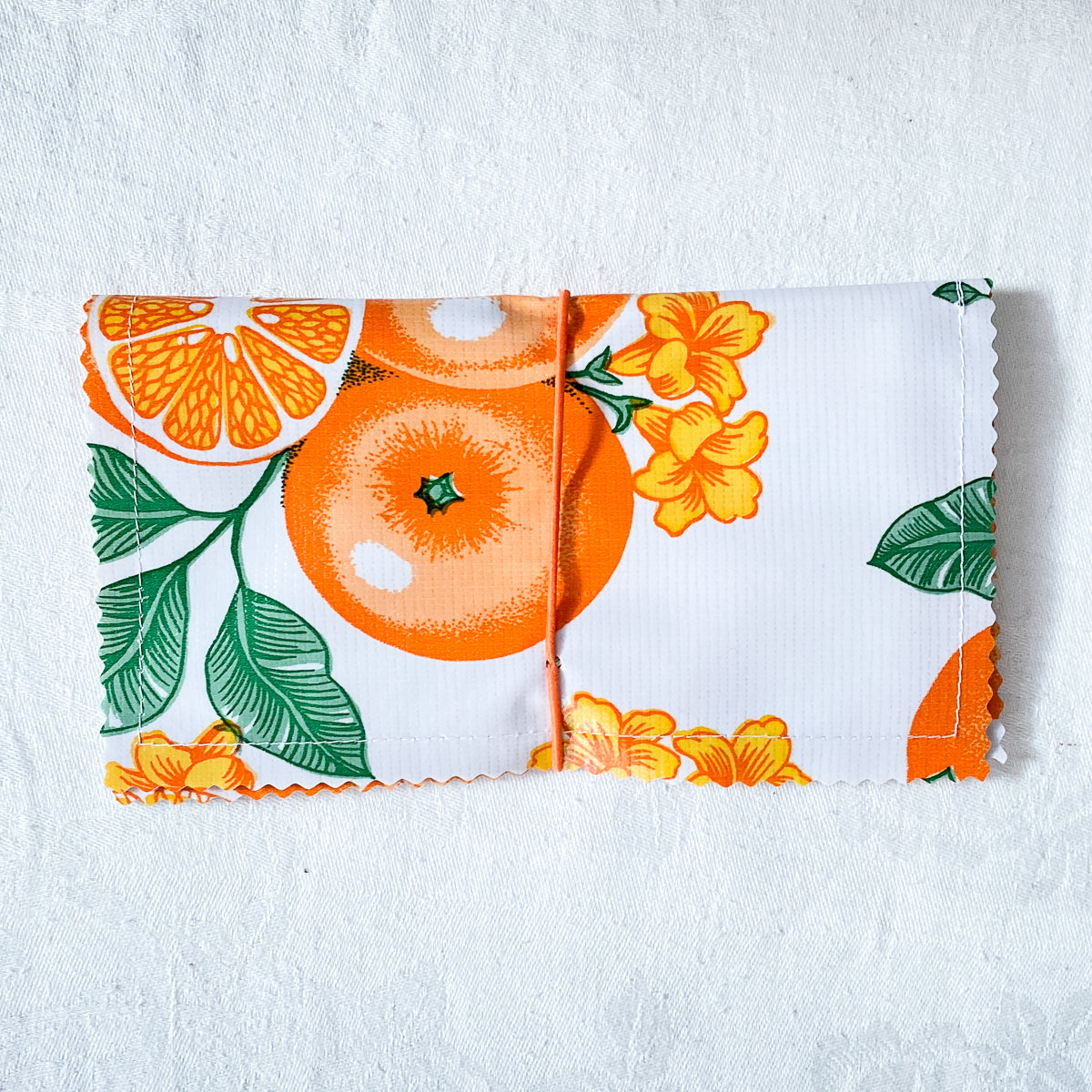 Checkbook-style Wallet