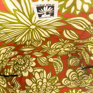 Market bag in green floral oilcloth