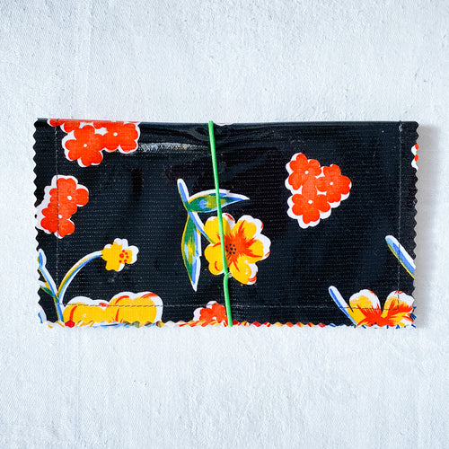 Checkbook-style Wallet